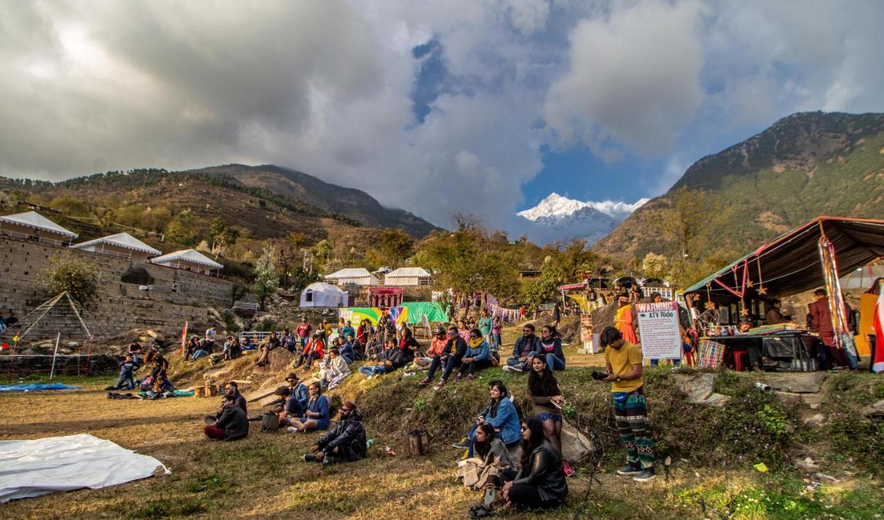 ホテル Hill Ventures Adventure Camp And Restaurant ダラムシャーラー エクステリア 写真