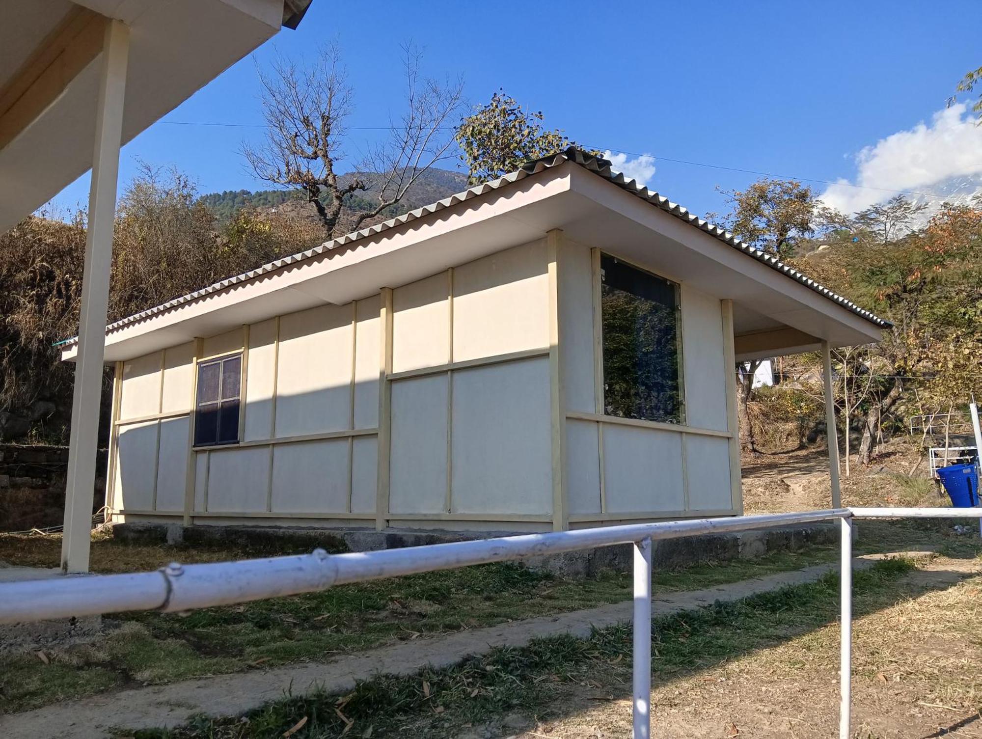 ホテル Hill Ventures Adventure Camp And Restaurant ダラムシャーラー エクステリア 写真