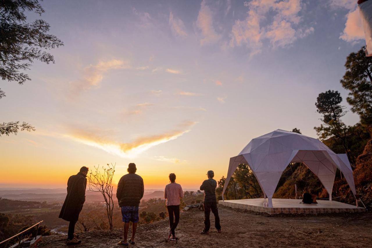 ホテル Hill Ventures Adventure Camp And Restaurant ダラムシャーラー エクステリア 写真